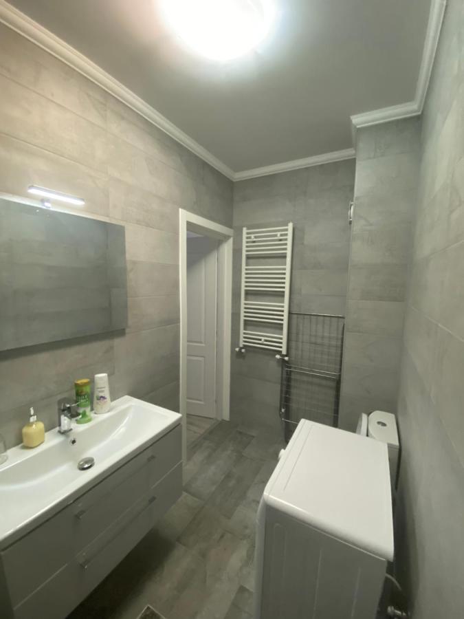 Apartament 2 Camere Eliberarii Констанца Екстериор снимка